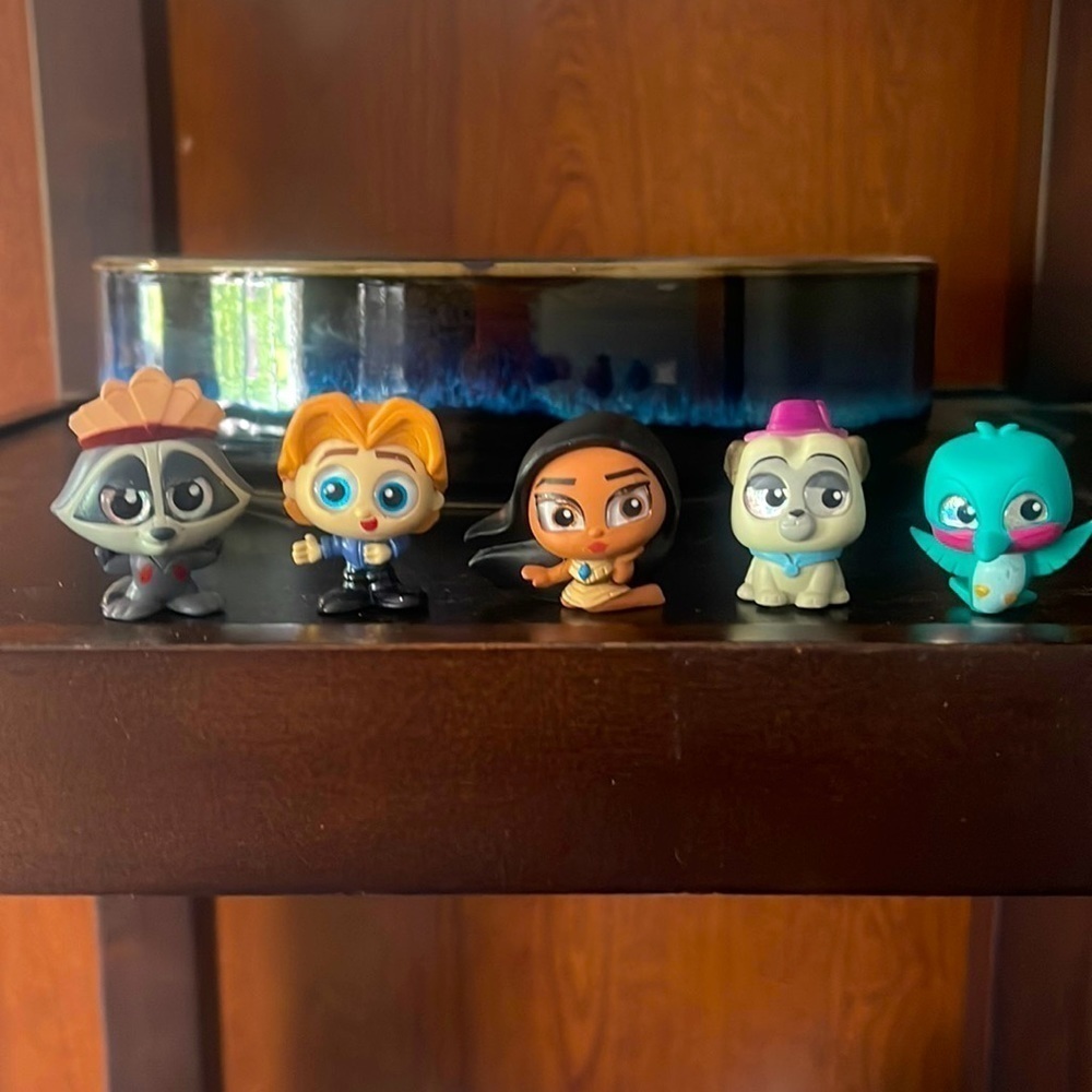 Pocahontas Complete Set: HARD TO FIND Series 10
